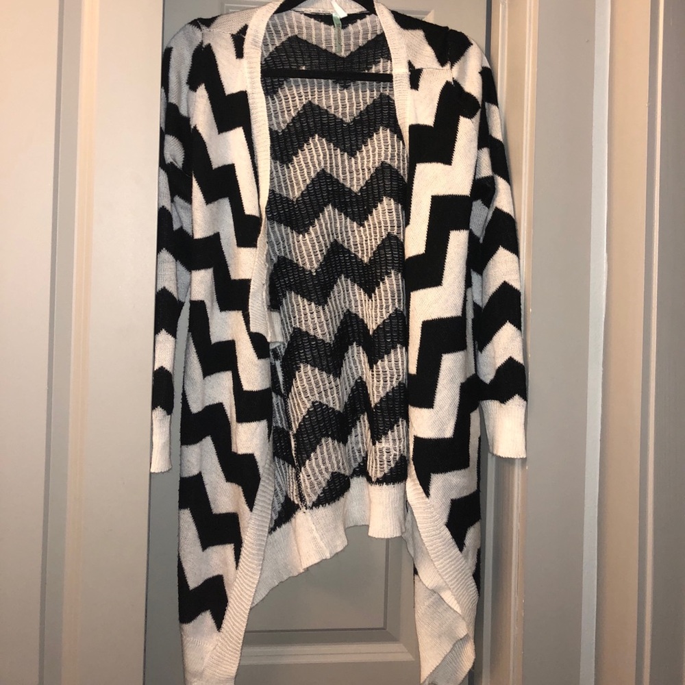 Black and White Chevron Cardigan- Size S/M